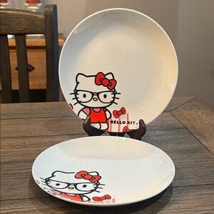 Hello Kitty White and Red Dinnerware Set